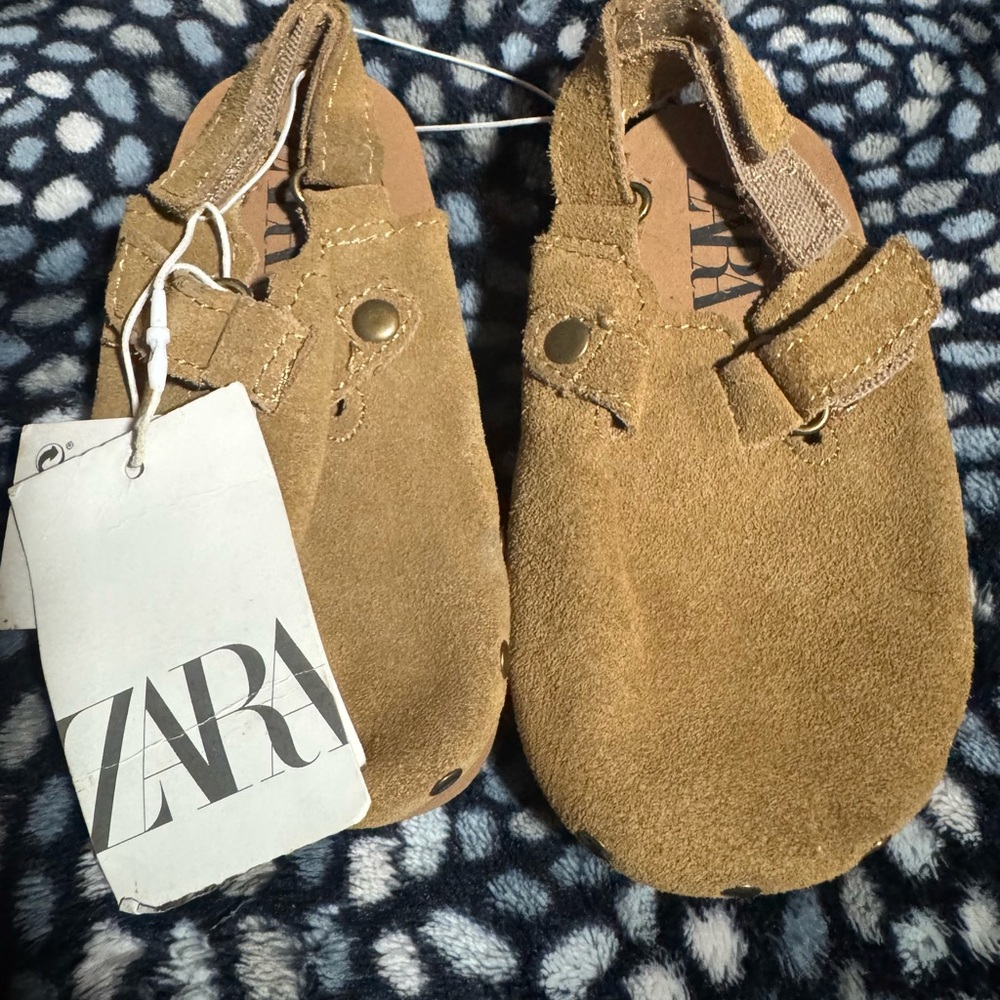 Zara Camel Suede Baby Moccasins